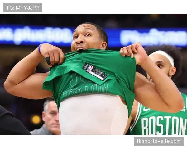 格兰特·威廉姆斯挡拆拉开空间提升队友三分效率