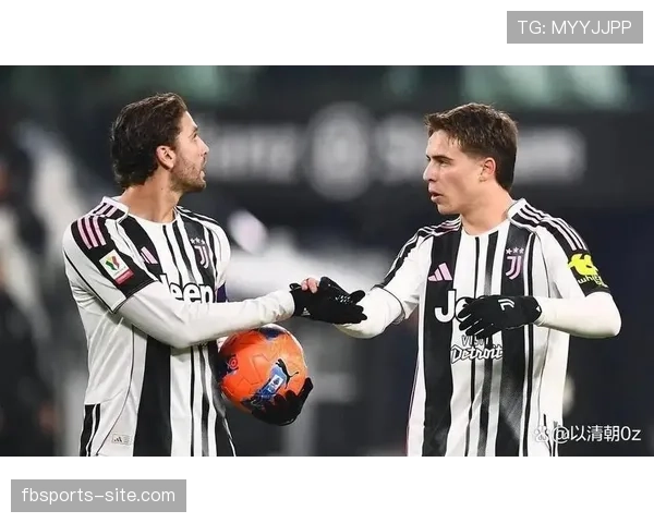 尤文中场关键战连接乏力，表面运转正常实则协同断裂